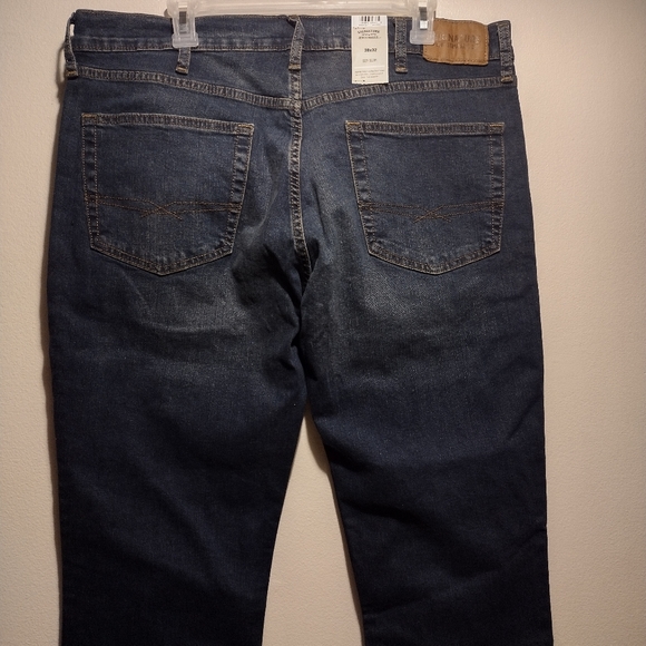 Levi Strauss Signature Super Flex Slim Fit Jeans - Picture 6 of 13
